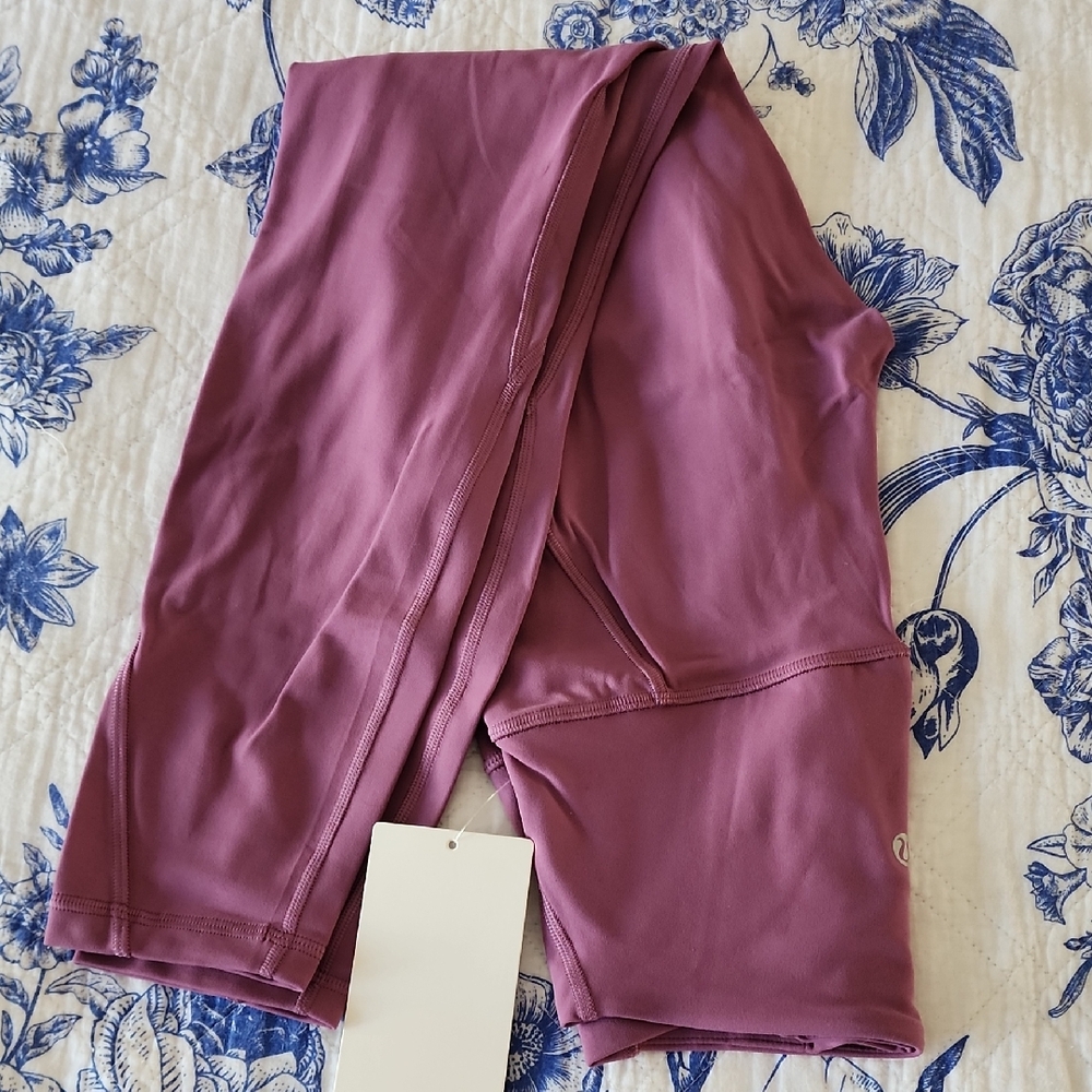 lululemon Mystic 25" Aligns Size 4 Mauve Leggings